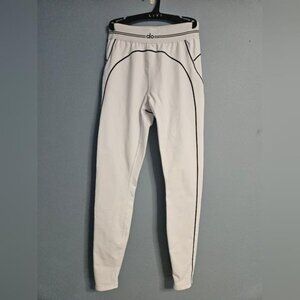 Alo Yoga Airbrush High Waist Heart Throb Legging White Black L Sculpted Trendy